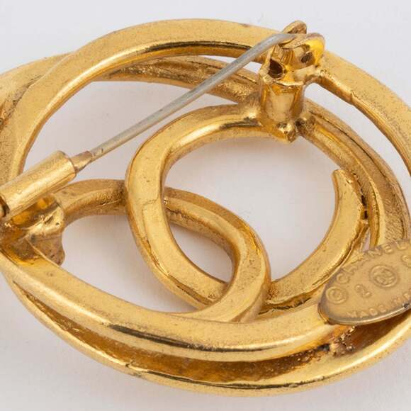CHANEL Authentic Gold Brooch